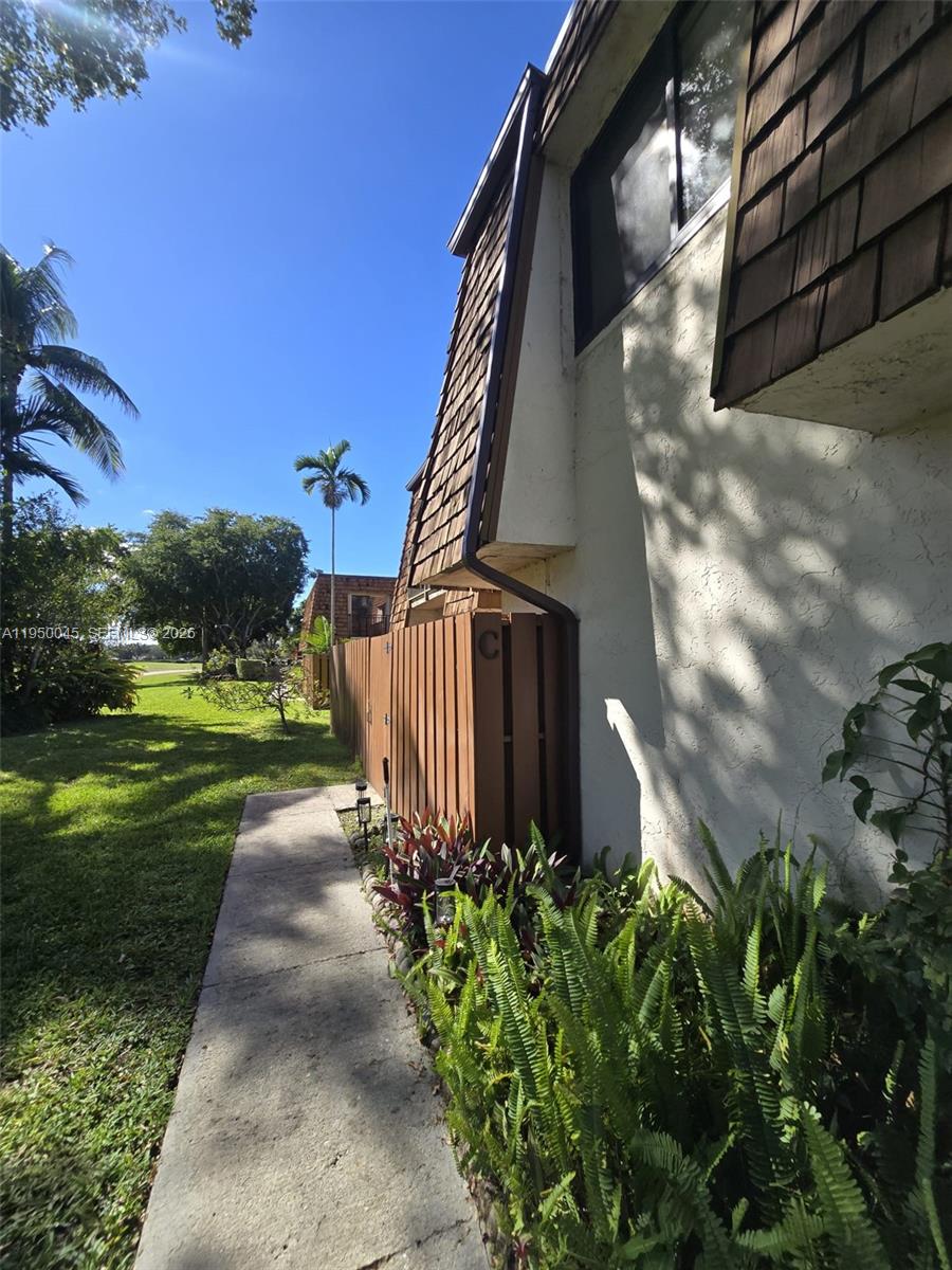 2080 Southwest 90th Avenue, Unit C13 Davie, FL 33324 - Photo 6 of 77