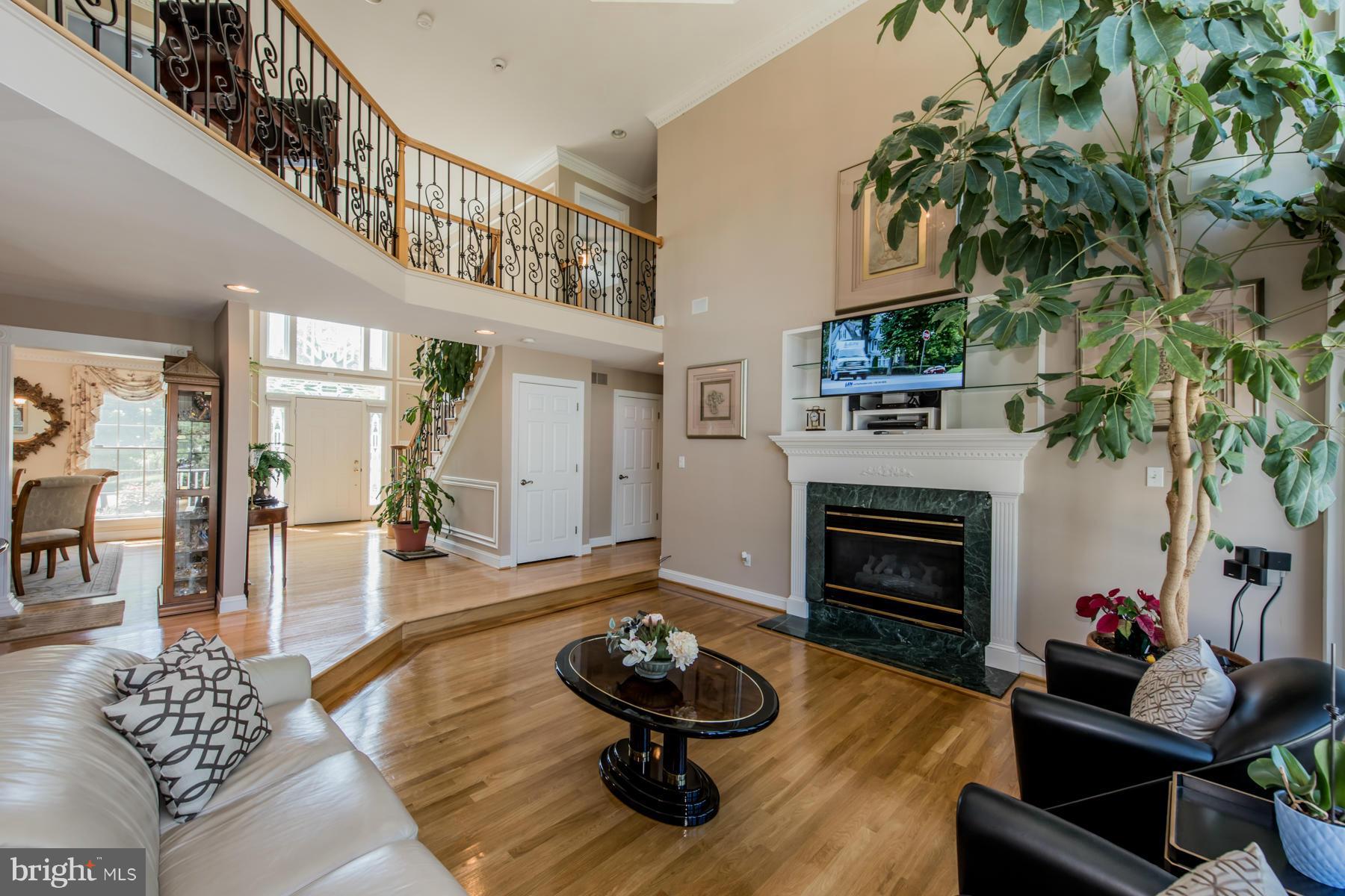 5075 Jericho Road Columbia, MD 21044 - Photo 11 of 30 Family Room