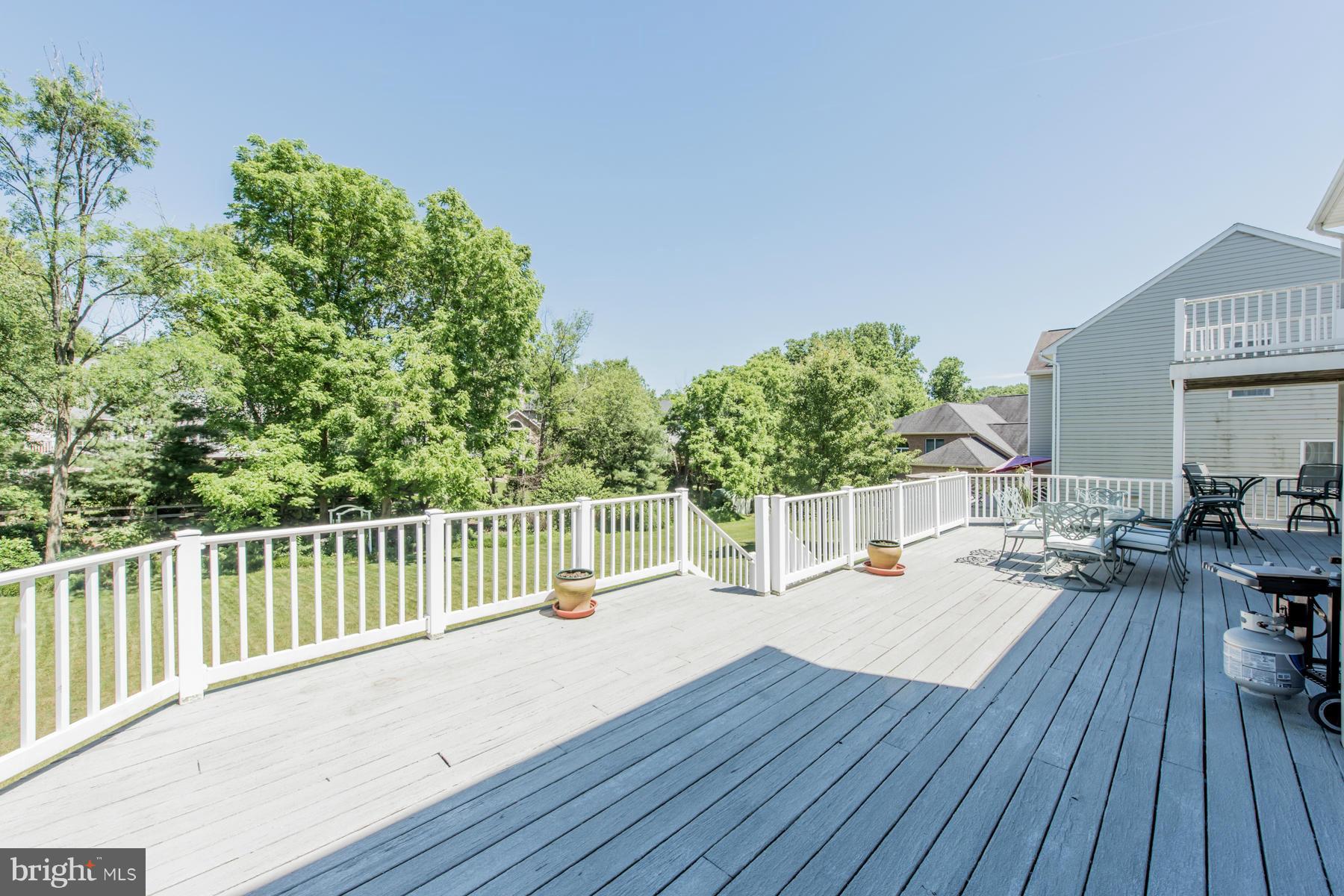 5075 Jericho Road Columbia, MD 21044 - Photo 29 of 30 Deck