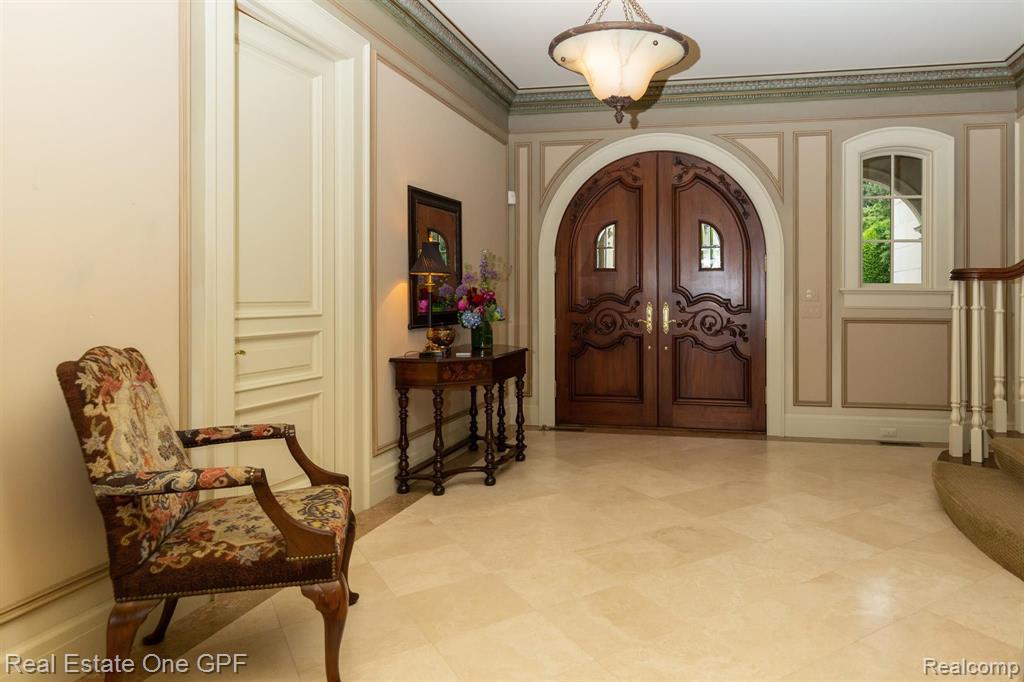 992 Lake Shore Road Grosse Pointe Shores, MI 48236 - Photo 12 of 59