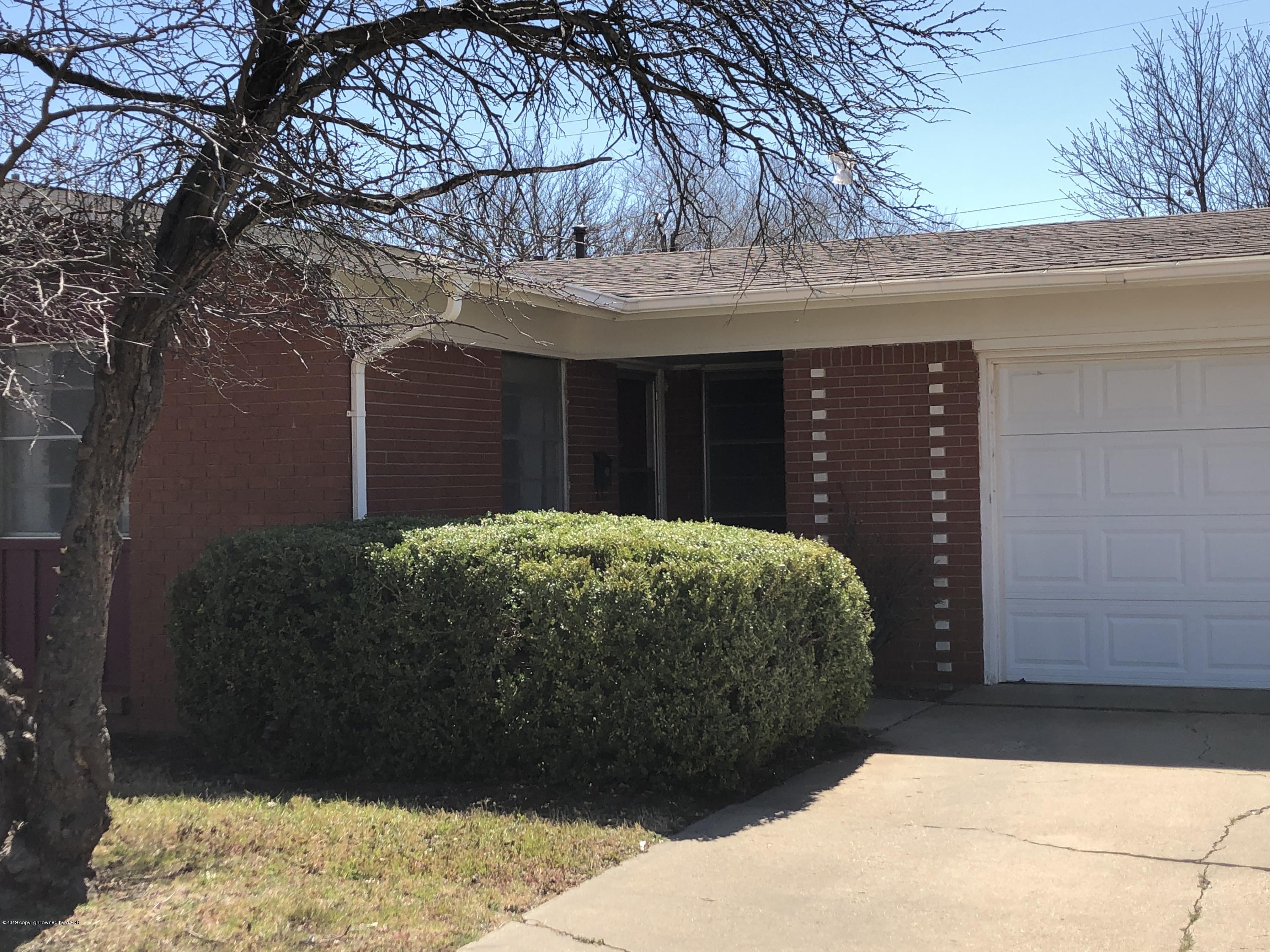2409 Darrell Avenue Amarillo, TX 79110 - Photo 4 of 26 Front/