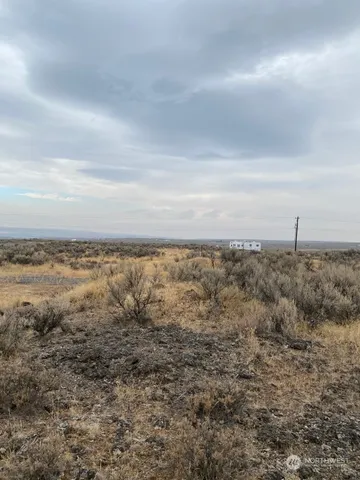 a view of a lake view