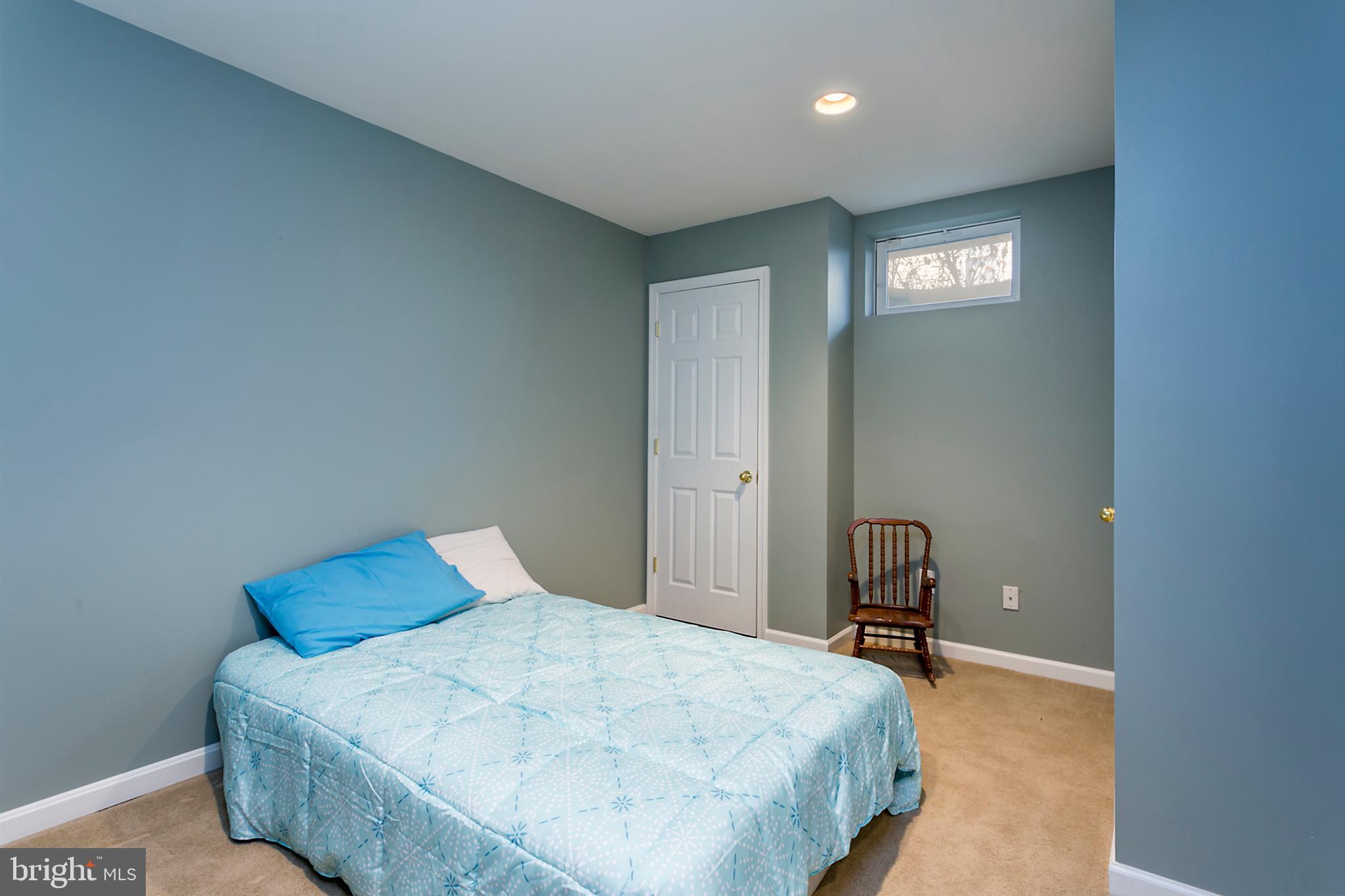 13 Johnson Road Pasadena, MD 21122 - Photo 20 of 28 Basement bonus room with closet