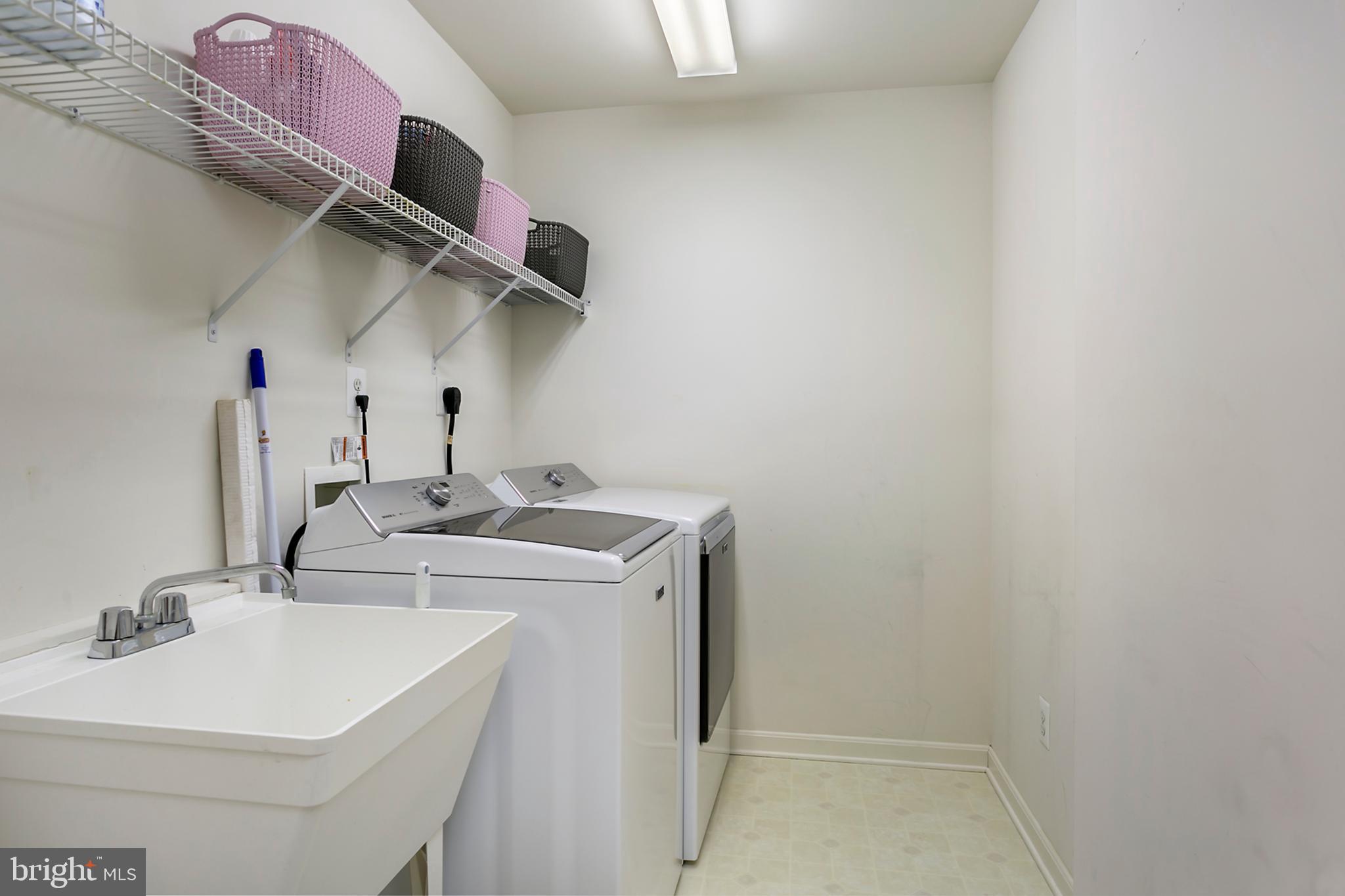 13 Johnson Road Pasadena, MD 21122 - Photo 8 of 28 Bedroom level Laundry room!