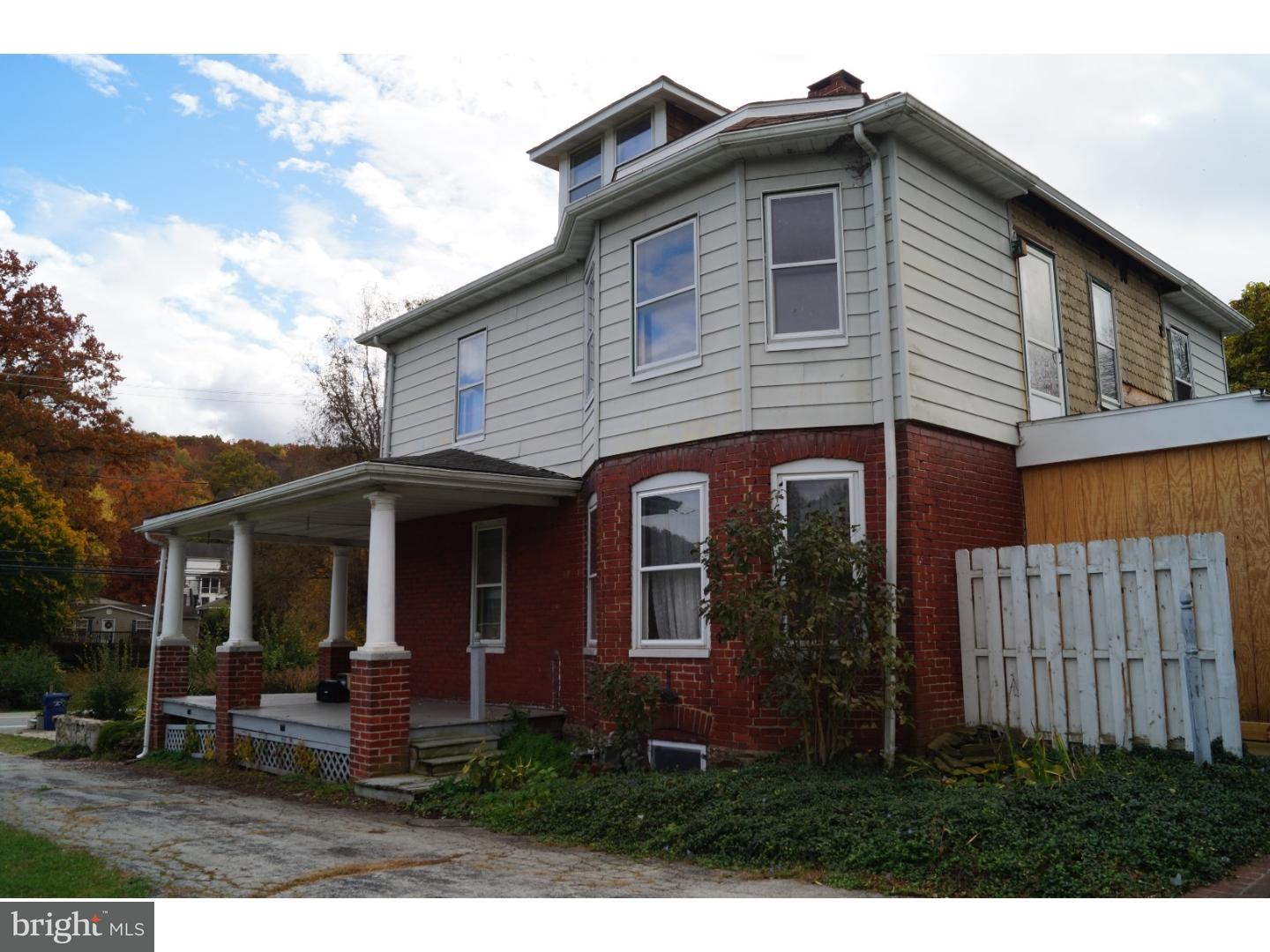 1315 Valley Road Coatesville, PA 19320 - Photo 2 of 23 Exterior Side