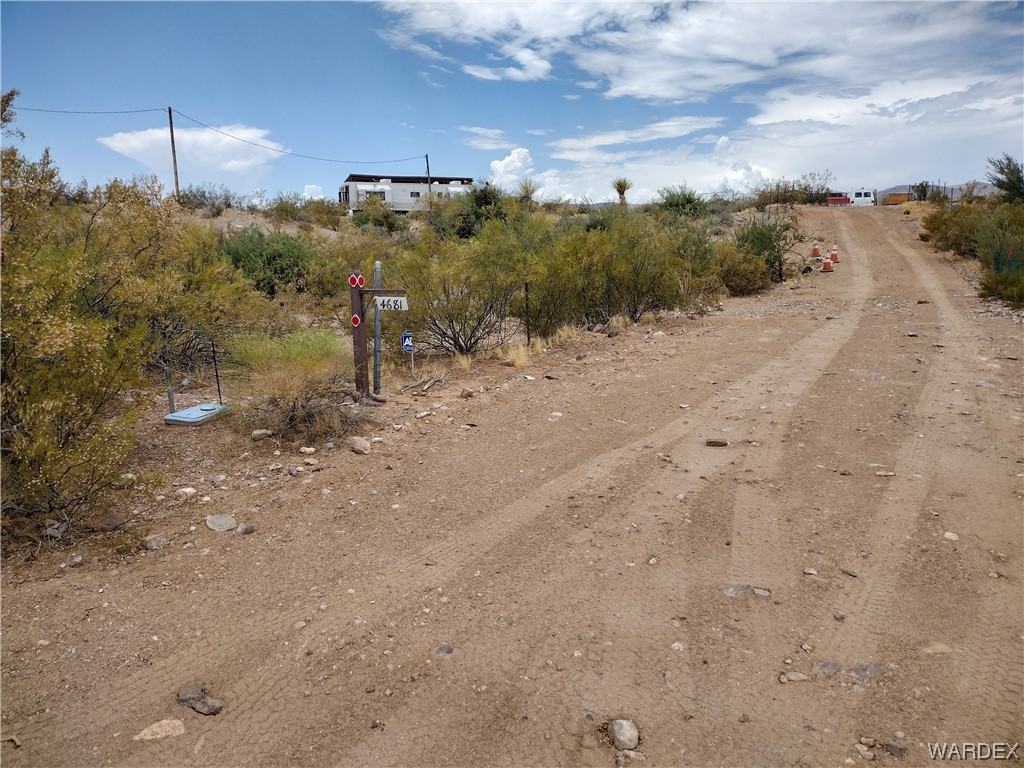 4681 Estrella Road Golden Valley, AZ 86413 - Photo 14 of 28 Gallery Image 14