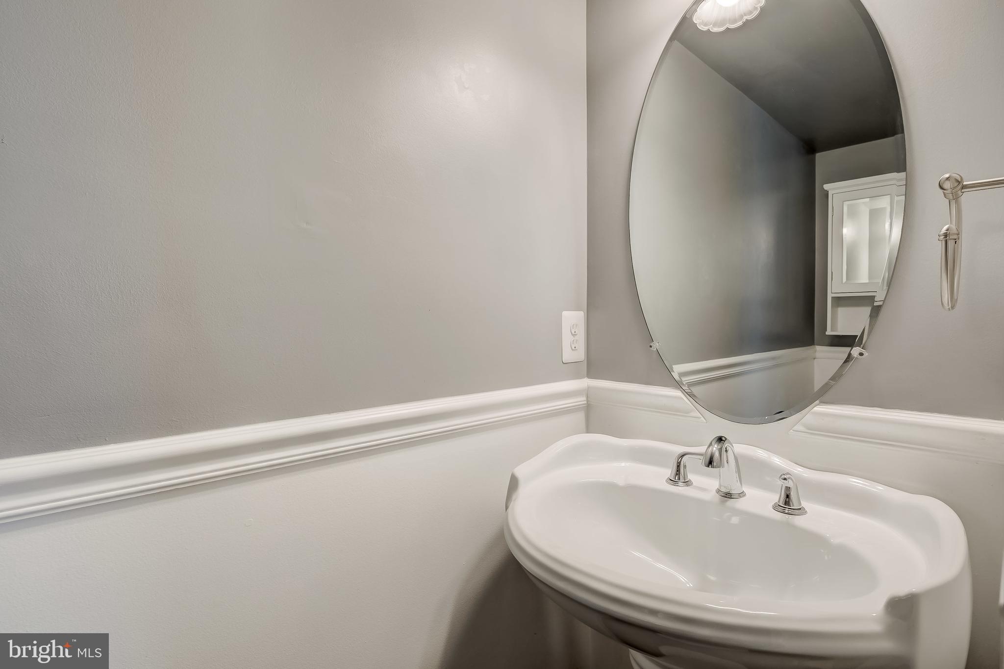 3517 Oak Road Laurel, MD 20724 - Photo 8 of 38 Gallery Image 8