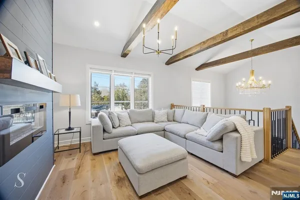 $2,490,000 | 116 Cedar Lane, Closter, NJ 07624
