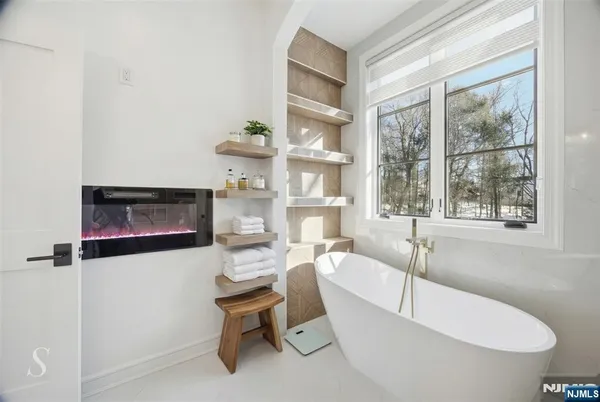 $2,490,000 | 116 Cedar Lane, Closter, NJ 07624