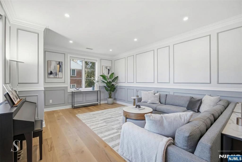 116 Cedar Lane Closter, NJ 07624 - Photo 5 of 45