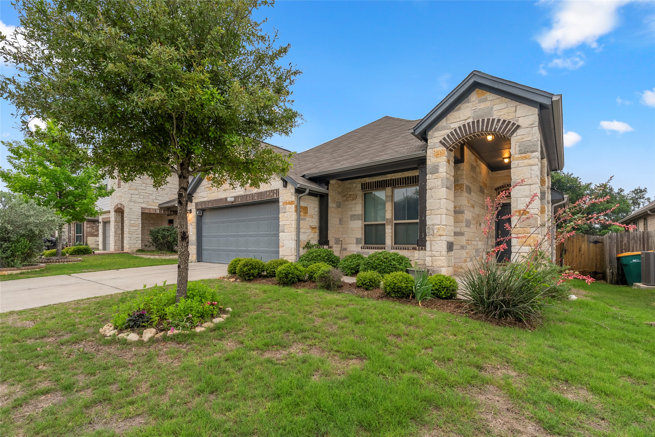 1316 Goldilocks Lane Manchaca, TX 78652 - Photo 2 of 18