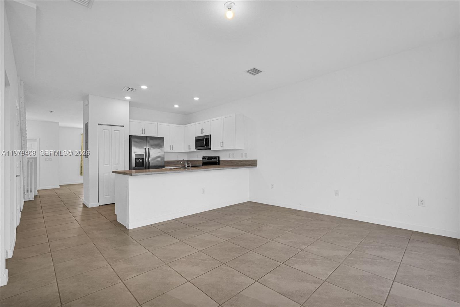 10031 Southwest 228th Terrace Miami, FL 33190 - Photo 38 of 64