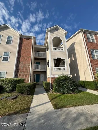 $1,700 | 803 Bryce Court, Unit G, Wilmington, NC 28405