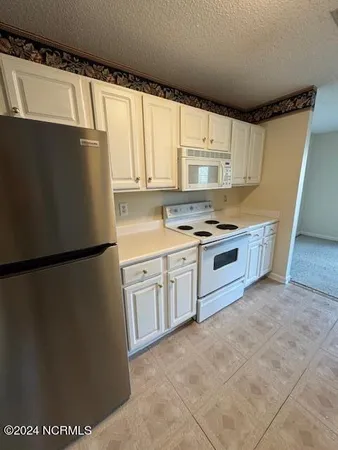 $1,700 | 803 Bryce Court, Unit G, Wilmington, NC 28405