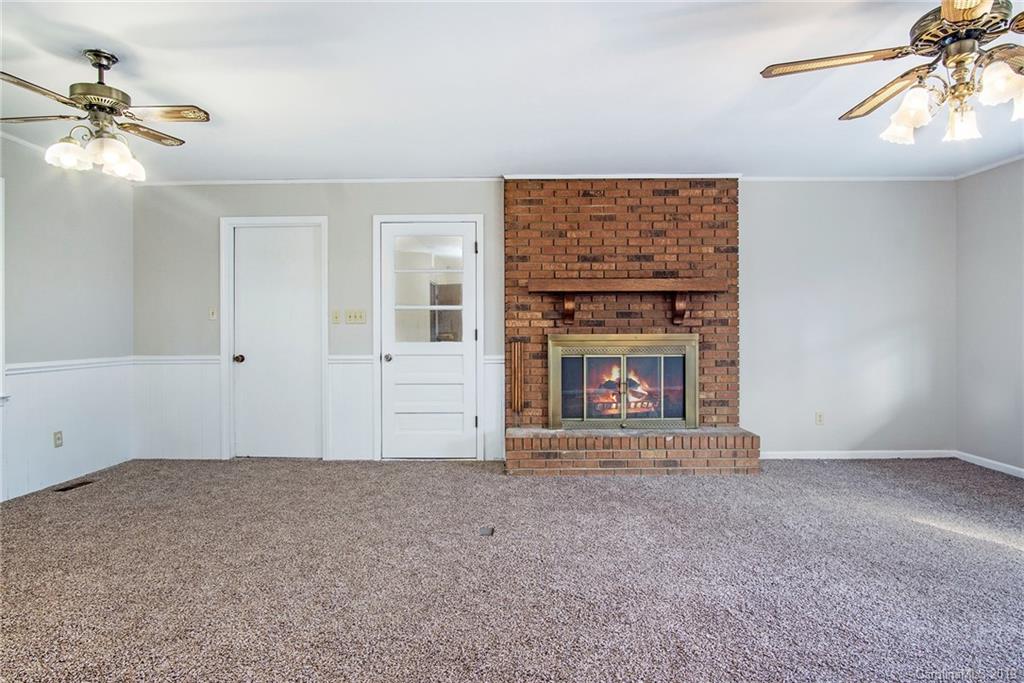1809 Rippy Lane Lincolnton, NC 28092 - Photo 6 of 13 Gallery Image 6