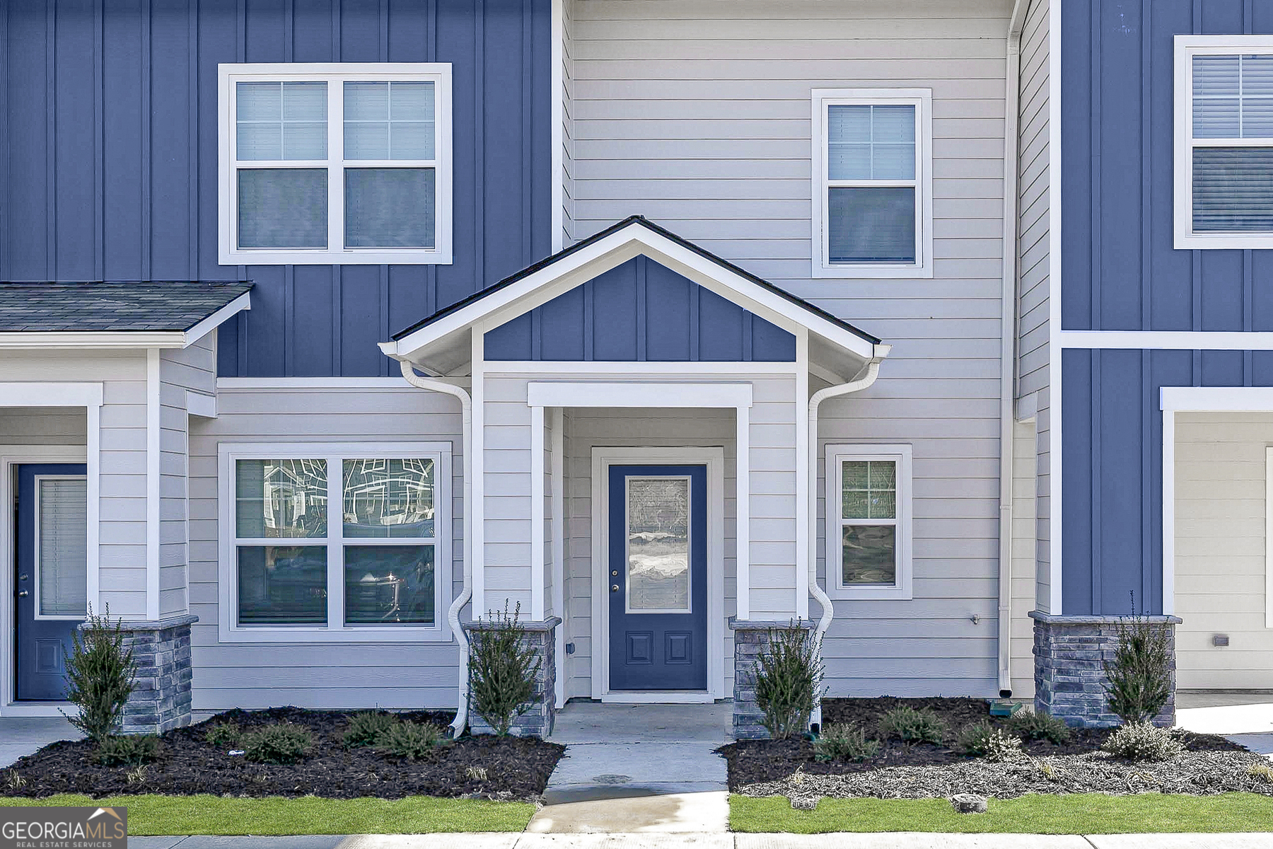 253 Rooker Drive LaGrange, GA 30241 - Photo 3 of 17 a front view of a house