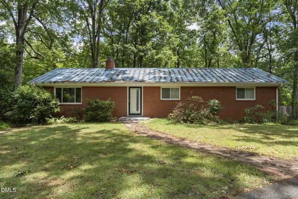 $950,000 | 4419 Laurel Hills Road, Raleigh, NC 27612