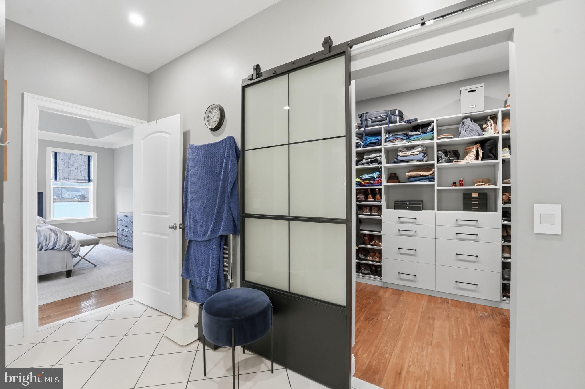 4873 Point Road Warrenton, VA 20187 - Photo 18 of 41 Primary ensuite