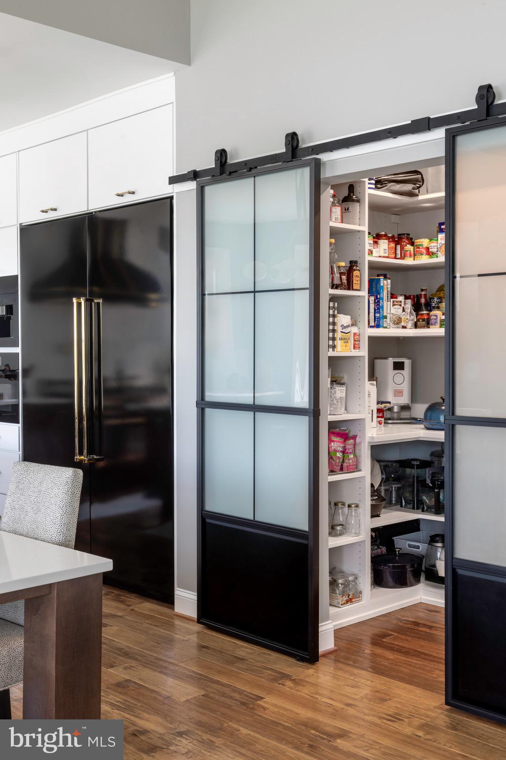 4873 Point Road Warrenton, VA 20187 - Photo 4 of 41