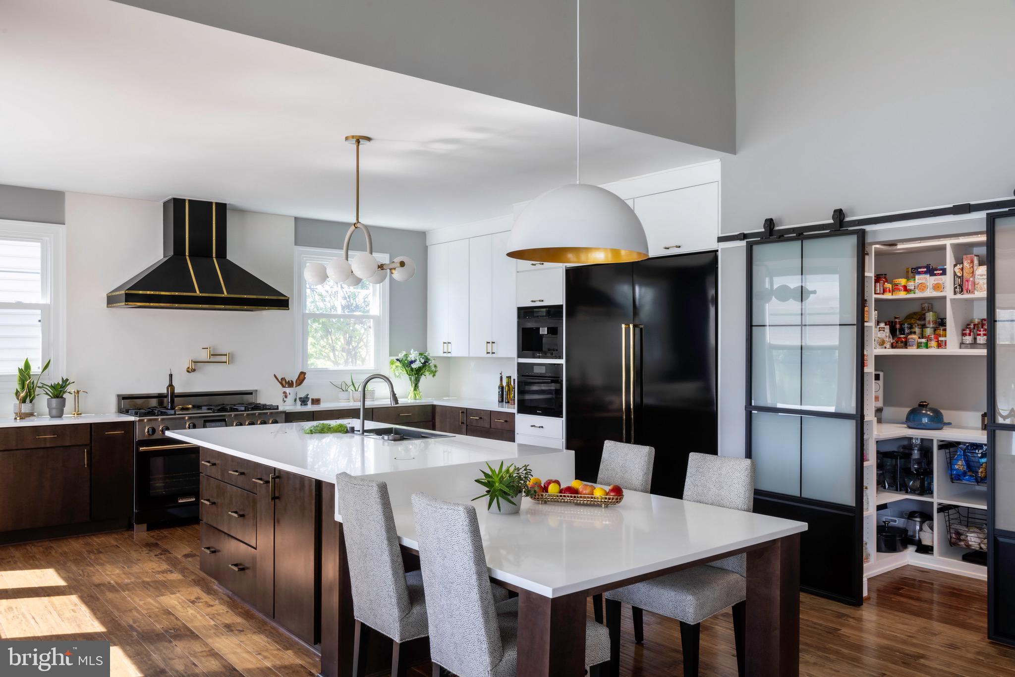 4873 Point Road Warrenton, VA 20187 - Photo 6 of 41