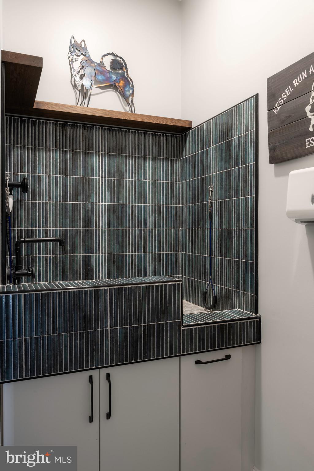 4873 Point Road Warrenton, VA 20187 - Photo 8 of 41