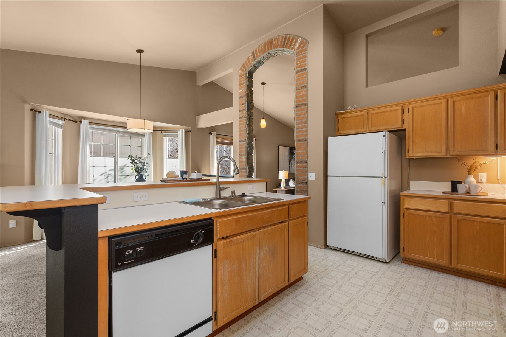 14212 Southeast 188 Way Renton, WA 98058 - Photo 16 of 31 Gallery Image 16