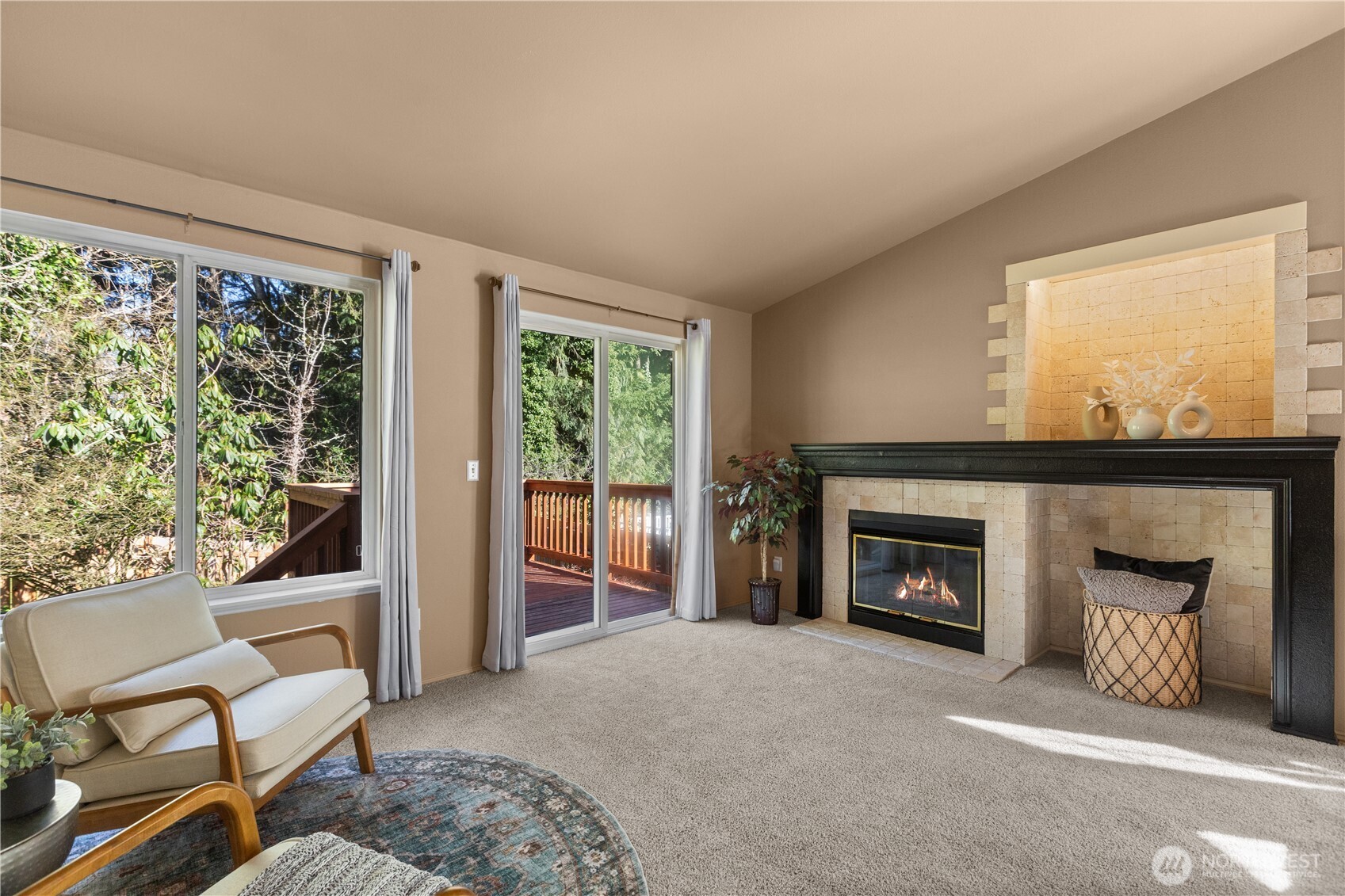 14212 Southeast 188 Way Renton, WA 98058 - Photo 9 of 31 Gallery Image 9