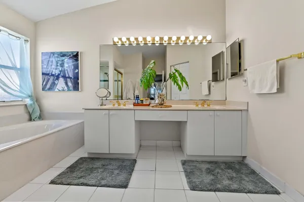 $3,400 | 865 Southeast Westminster Place, Stuart, FL 34997