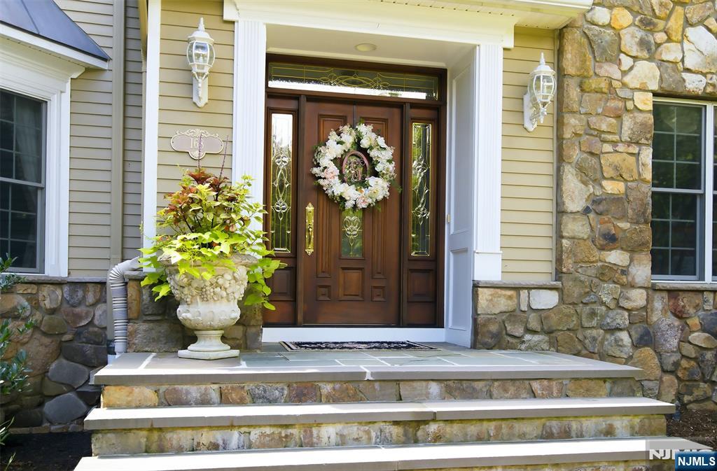 168 Birch Road Franklin Lakes, NJ 07417 - Photo 3 of 50 Gallery Image 3