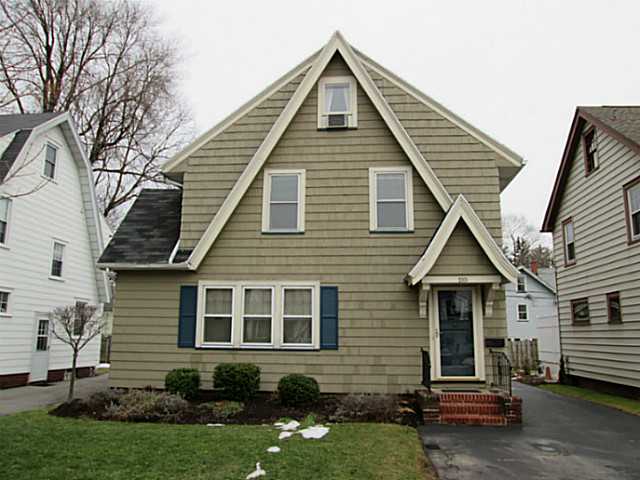 110 Delray Road Rochester, NY 14610 - Photo 1 of 1 Exterior Front Welcome to 110 Delray Road!