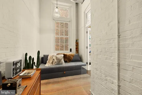 $689,000 | 440 12th Street Northeast, Unit 211, Washington, DC 20002