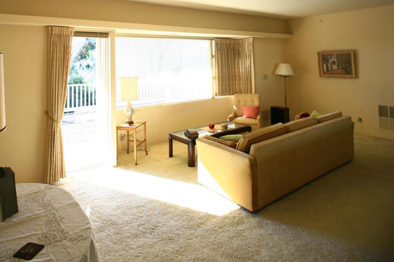 943 Jimeno Road Santa Barbara, CA 93103 - Photo 8 of 11 living room