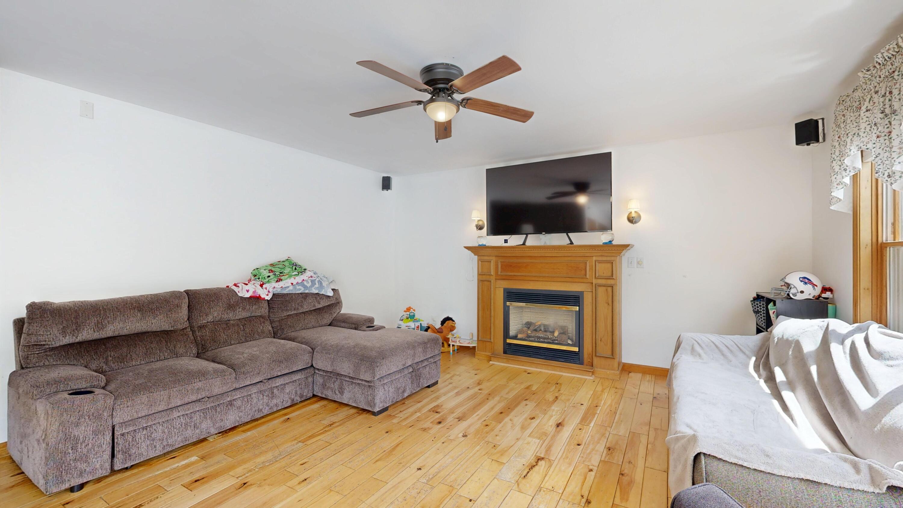 8 Rackley Drive Greene, ME 04236 - Photo 5 of 61 Living Room