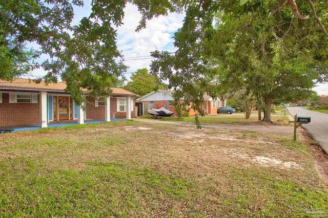 a house view with outdoor space