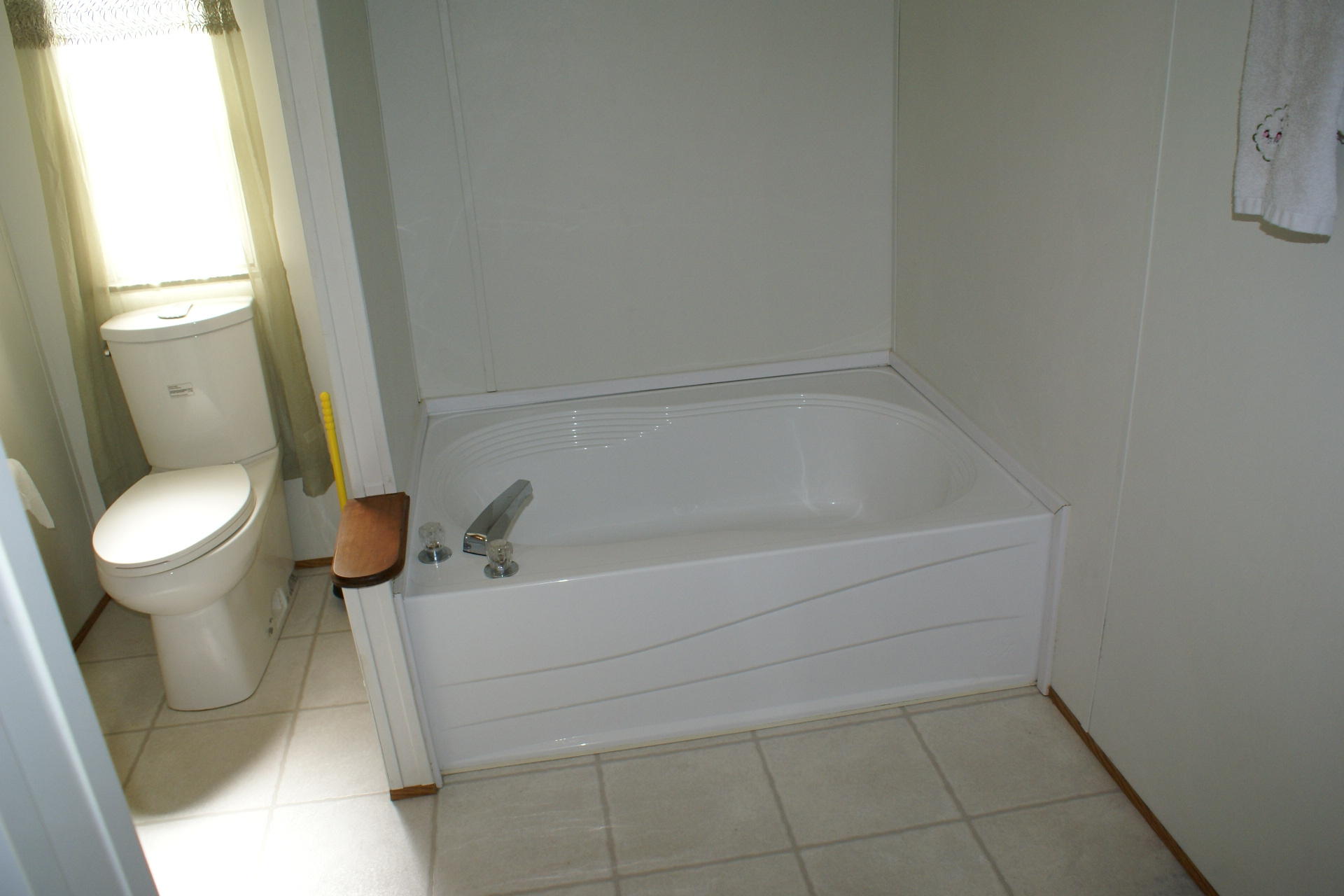 340 Farmington Road Hardy, VA 24101 - Photo 11 of 20 a bathroom with a sink and toilet