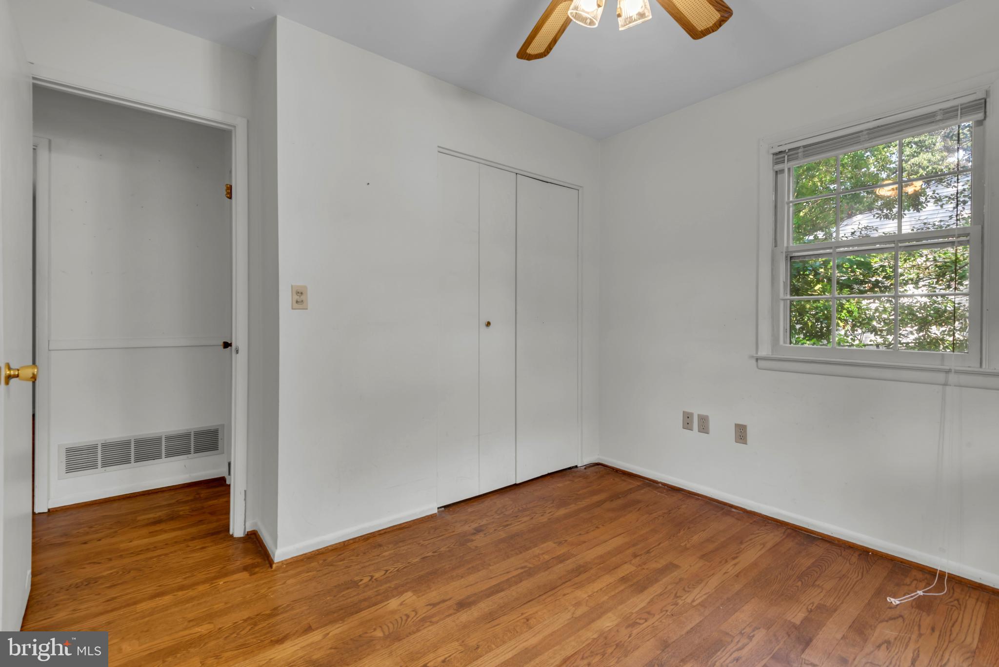 1554 Long Point Road Pasadena, MD 21122 - Photo 25 of 37