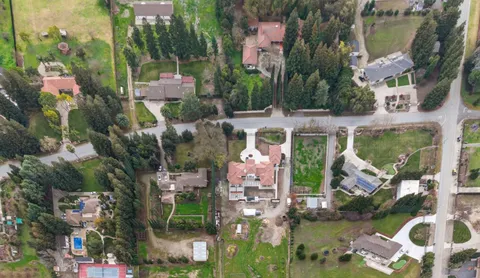 an aerial view of multiple house