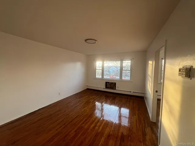 $3,500 | 547 Eldert Lane | City Line