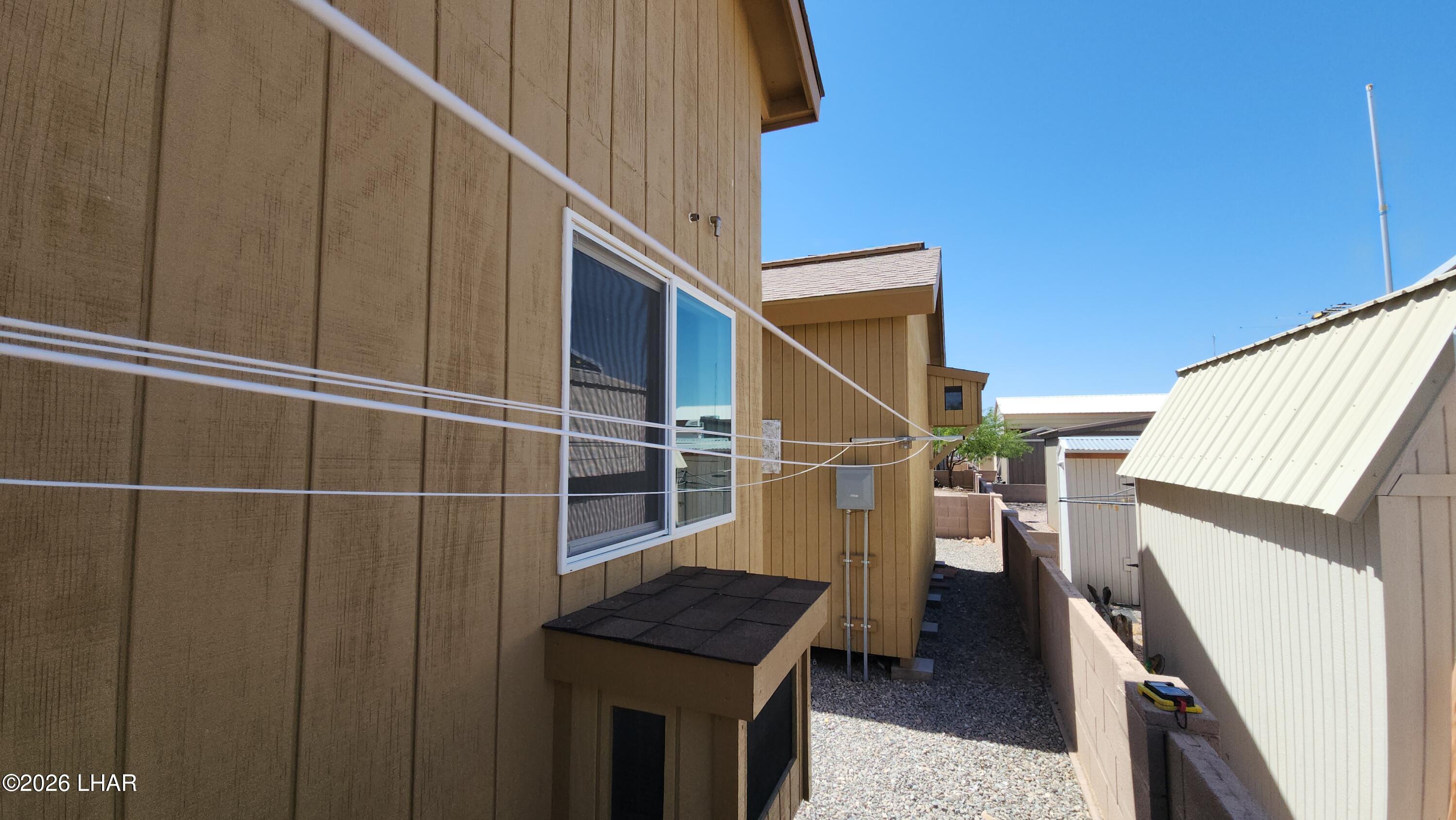 30 North Juniper Road Quartzsite, AZ 85346 - Photo 10 of 26 a view of a balcony