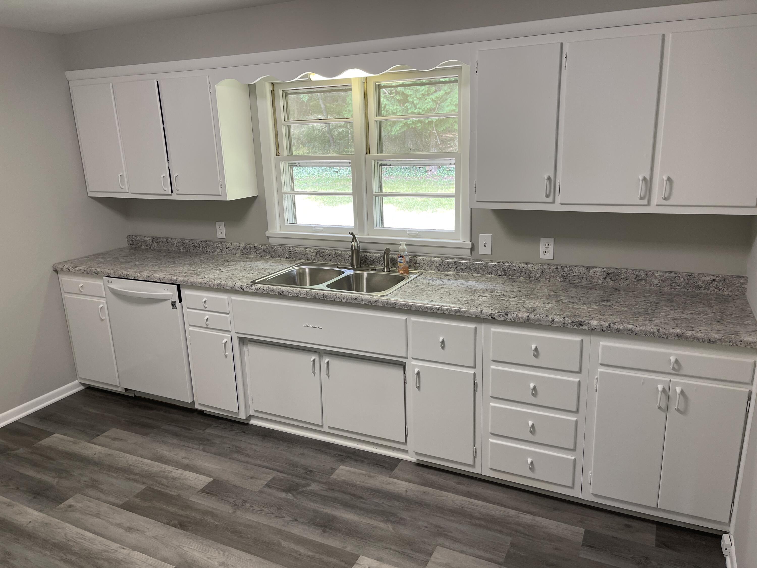 312 Condon Road Manistee, MI 49660 - Photo 2 of 17 IMG_1879