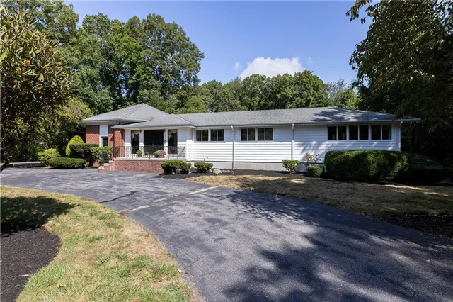 $780,000 | 105 Gilbert Stuart Drive, Warwick, RI 02818