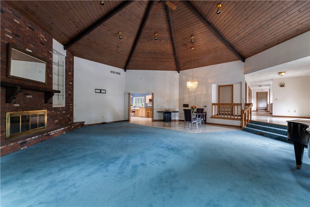 105 Gilbert Stuart Drive Warwick, RI 02818 - Photo 11 of 40