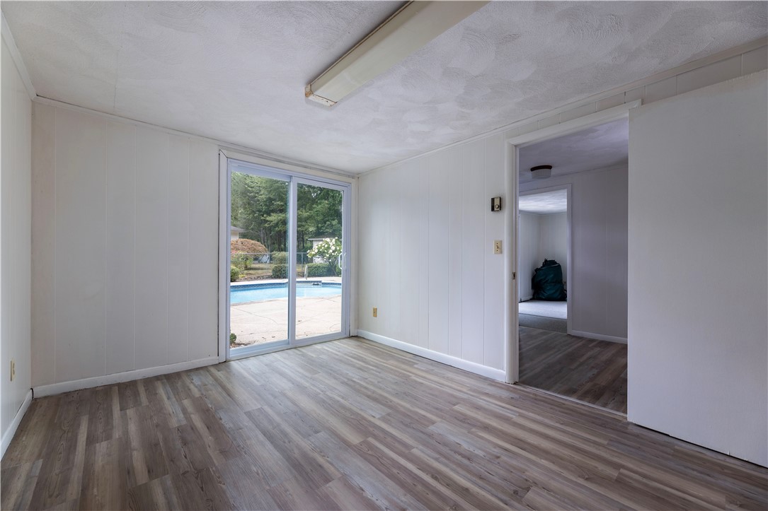 105 Gilbert Stuart Drive Warwick, RI 02818 - Photo 35 of 40 Pool house interior