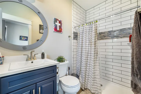 $995,000 | 4330 Post Oak Point Road, New Ulm, TX 78950