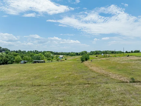 $995,000 | 4330 Post Oak Point Road, New Ulm, TX 78950