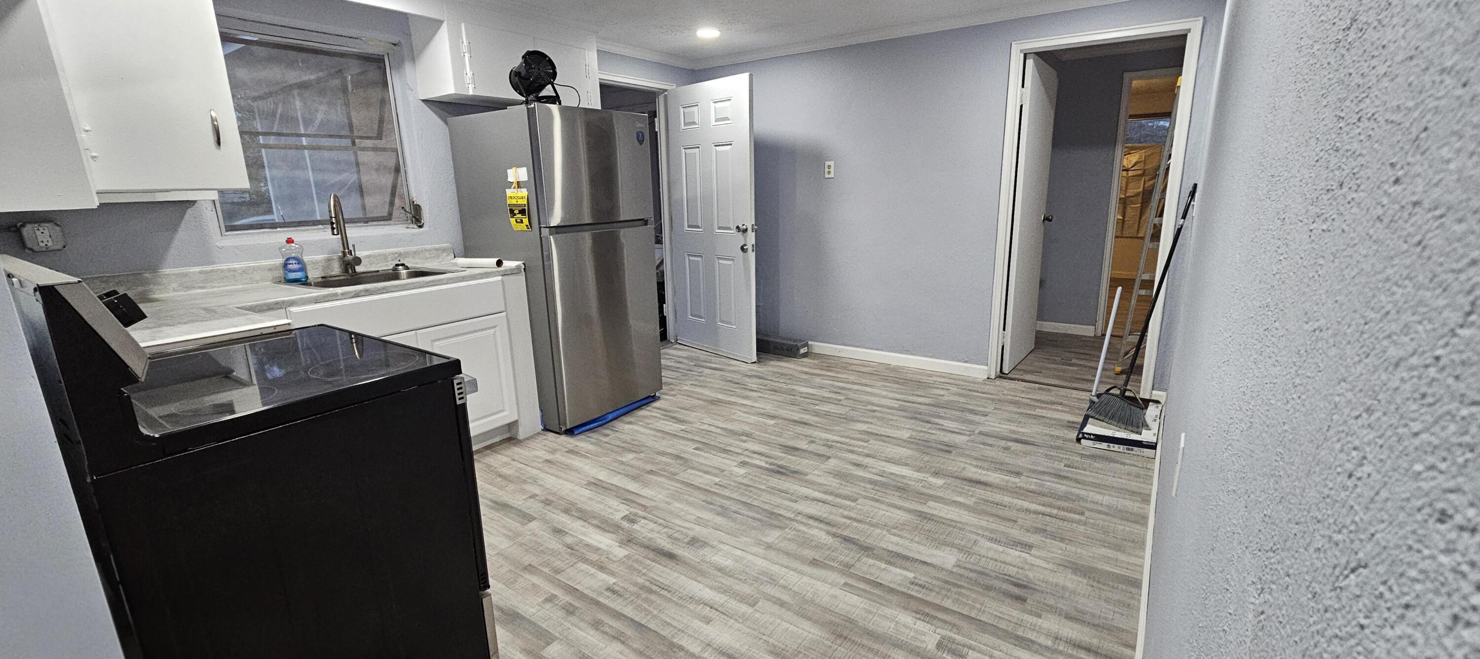 850 Hampton Street Elloree, SC 29047 - Photo 9 of 11 09_beyc69afa8cec1be8