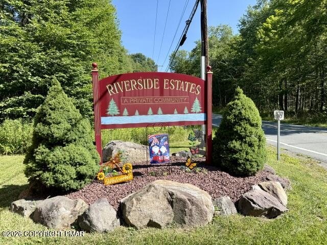 2065 Locust Ridge Road Pocono Lake, PA 18347 - Photo 52 of 52 sign