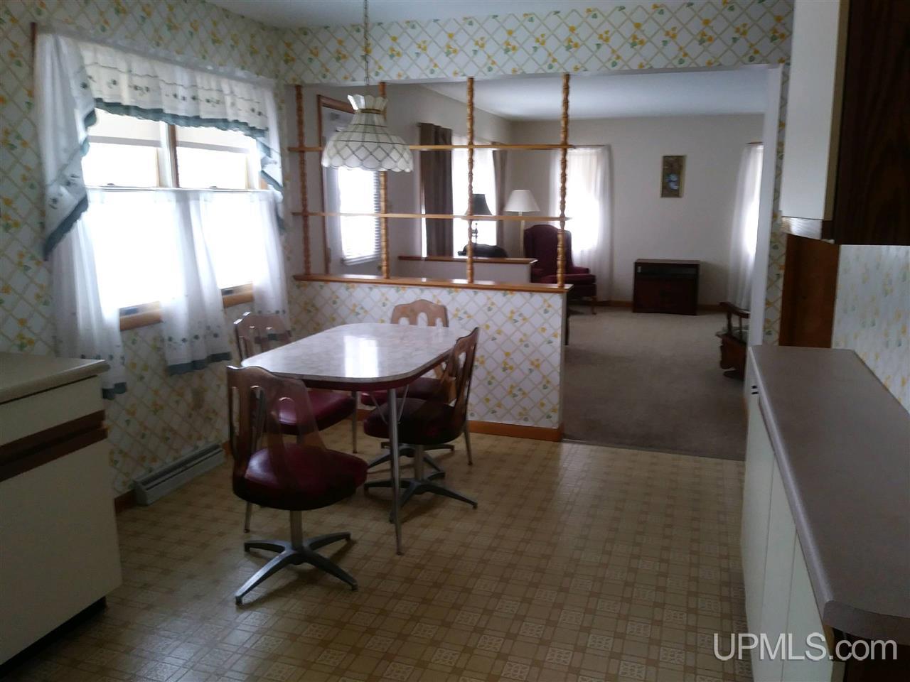 25636 Temple Street Calumet, MI 49913 - Photo 2 of 13