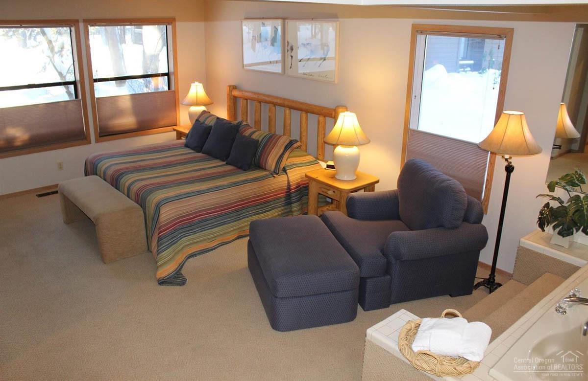 57402 Beaver Ridge Loop Sunriver, OR 97707 - Photo 15 of 20 Additional Photo