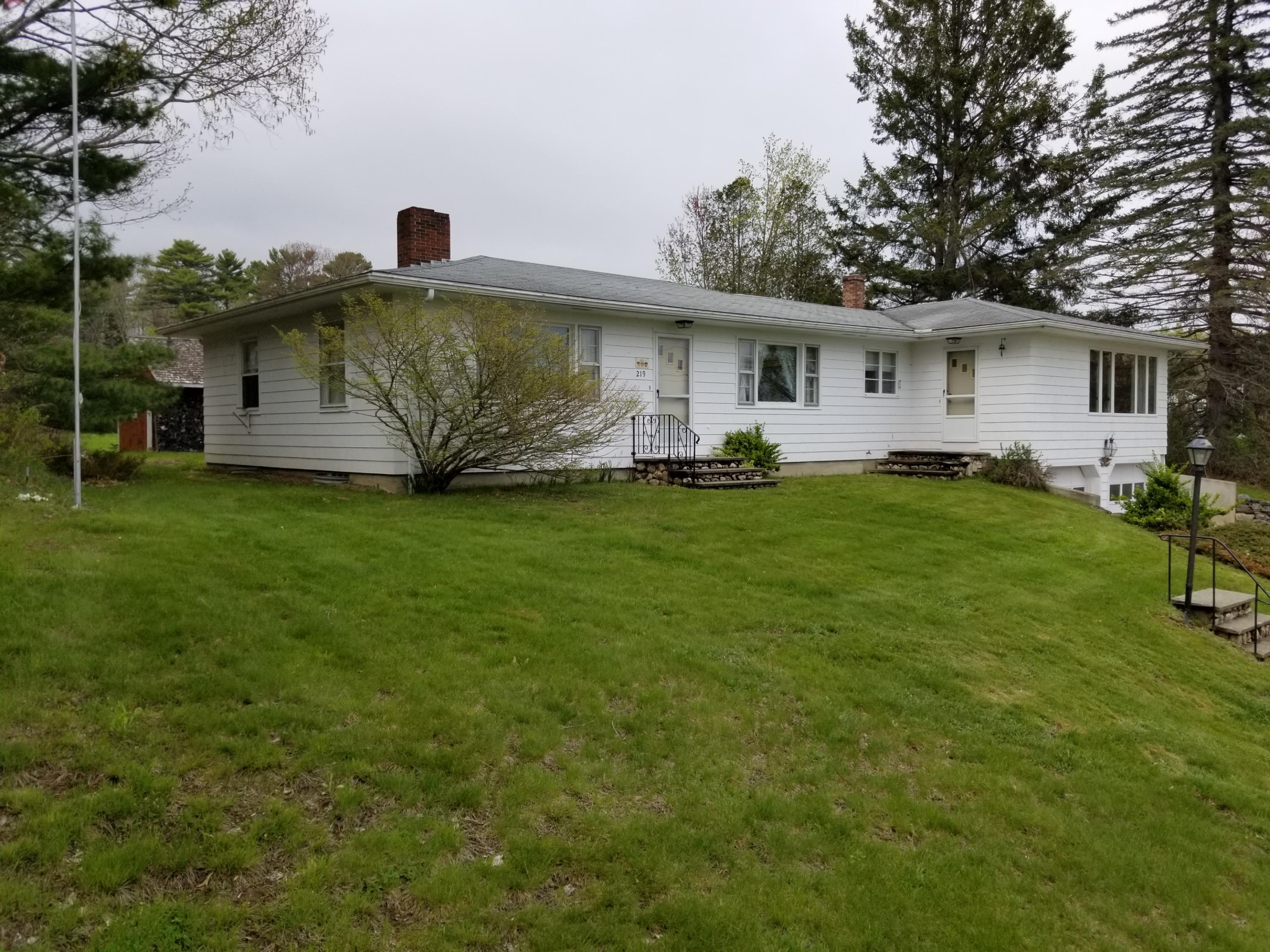219 Bayview Road Nobleboro, ME 04555 - Photo 3 of 30 20190517_161049